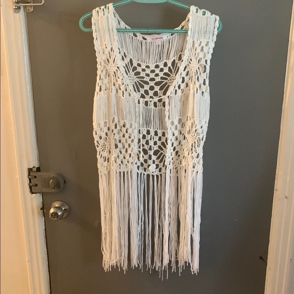 Crochet Fringe Sleeveless Top - White